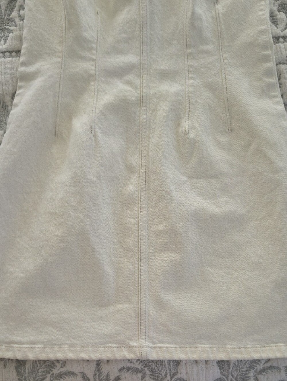 Abercrombie & Fitch Cream Sleeveless Structured Denim Mini Dress - Picture 3 of 5